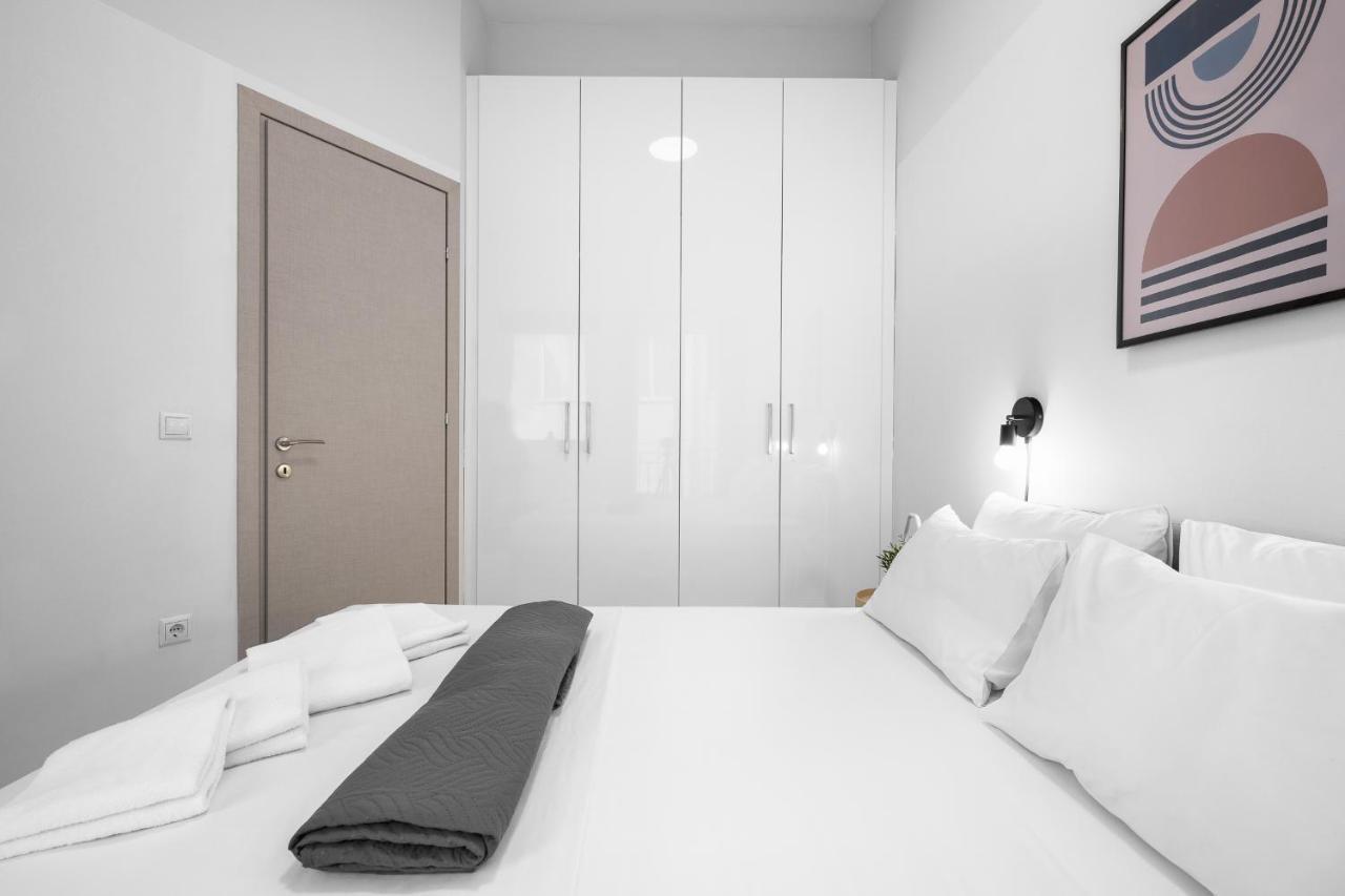 סלוניקי Breez Apartments, The Luxury Suites מראה חיצוני תמונה